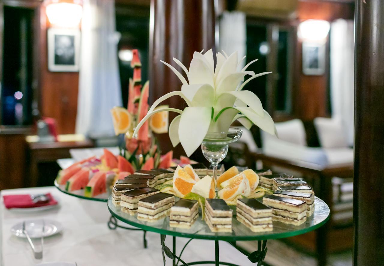 Garden Bay Luxury Cruise Hotel Ха Лонг Екстериор снимка